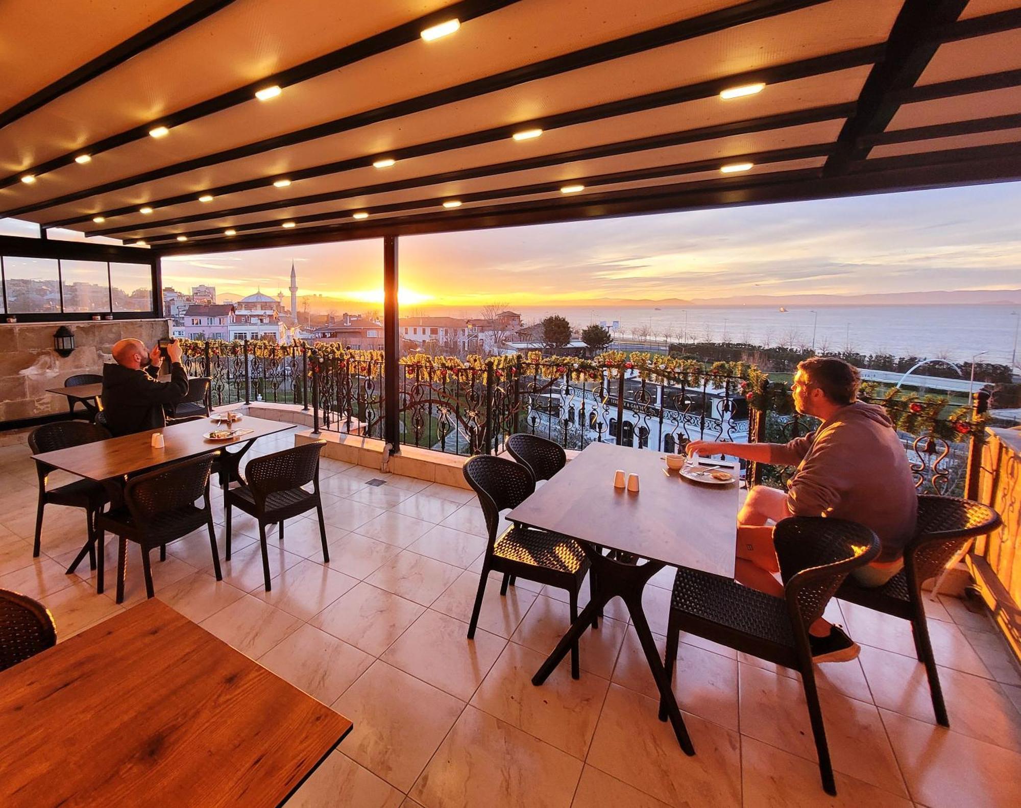 Saruhan Hotel Istanbul Ngoại thất bức ảnh